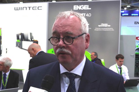 Engel na targach interplastica 2020