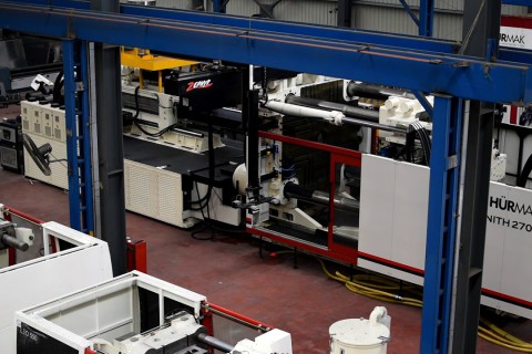 Zenith 2700 - the largest injection molding machine in Turkey.